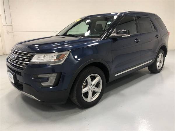 2017 Ford Explorer XLT with - cars & trucks - by dealer - vehicle... for sale in Wapakoneta, OH – photo 3