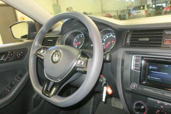 2016 Volkswagen Jetta Sedan - - by dealer - vehicle for sale in Carlstadt, NJ – photo 18