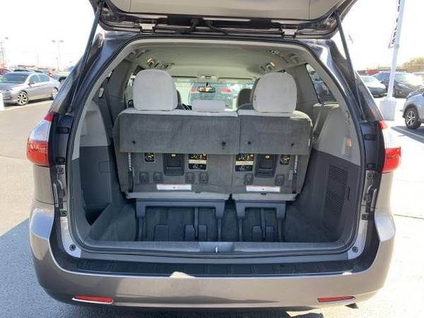 2015 Toyota Sienna LE - mini-van - - by dealer for sale in Cincinnati, KY – photo 11