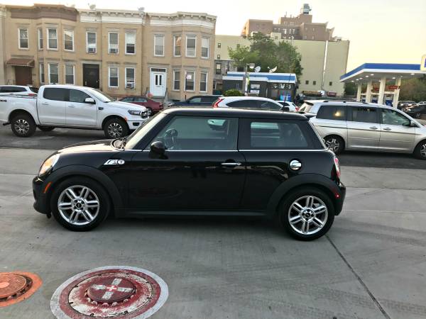 2013 MINI COOPER S 6-SPEED MANUAL NAVI! LOADED! ONE OWNER! CARFAX! for sale in Brooklyn, NY – photo 10