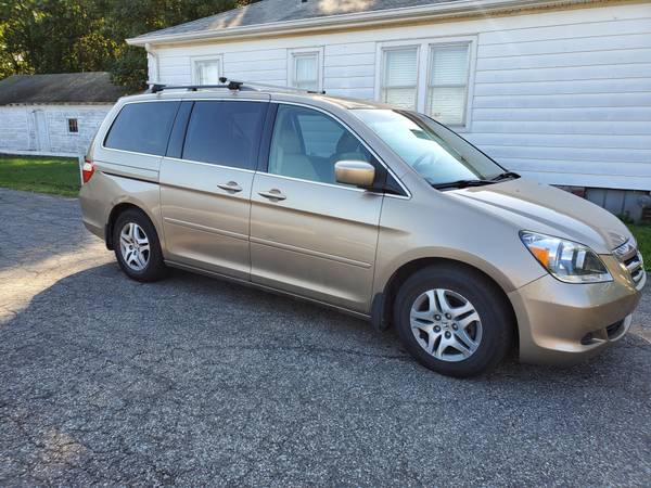 2005 Honda Odyssey EX-L w/DVD for sale in Indianapolis, IN – photo 2