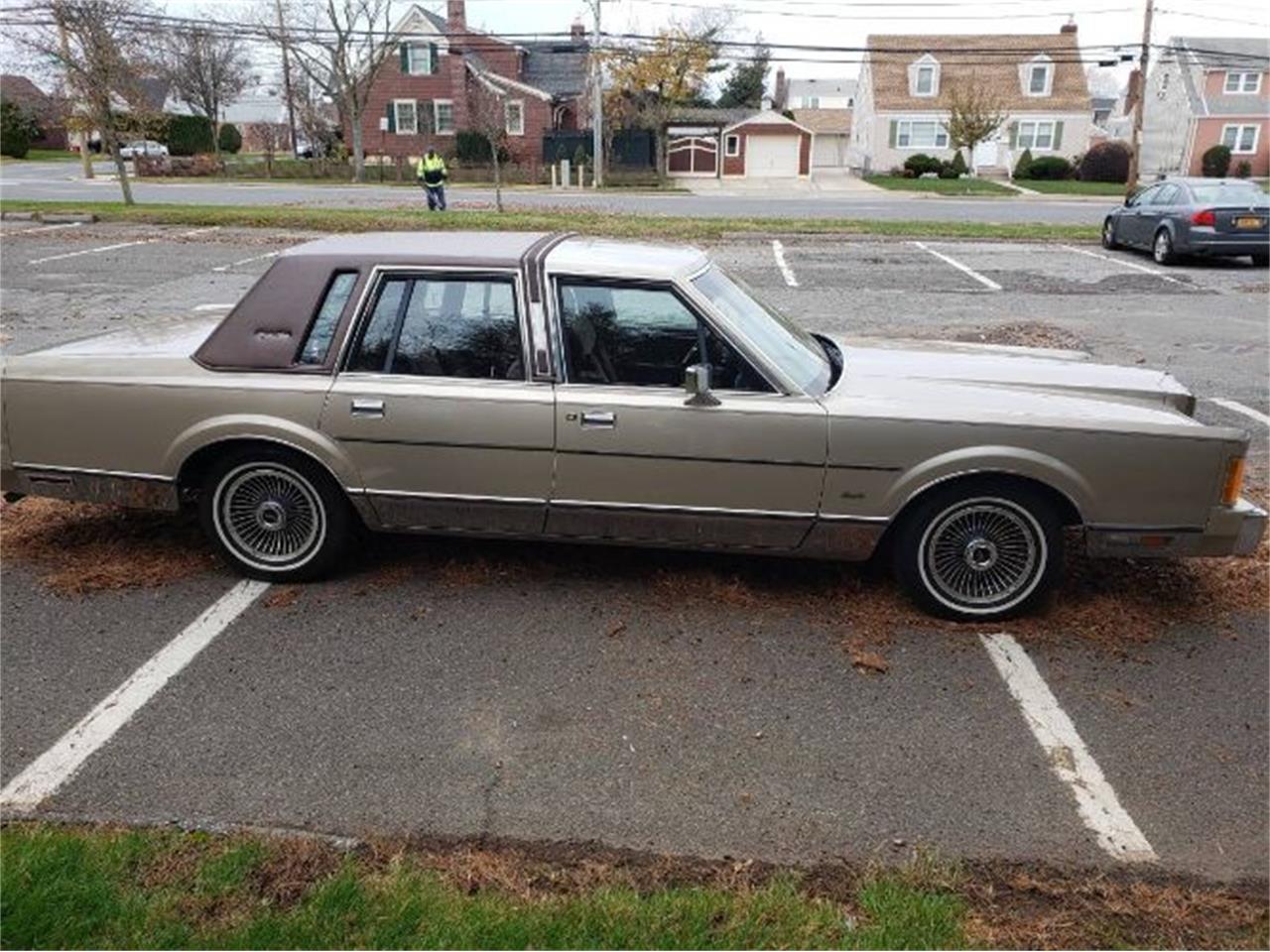 1989 Lincoln Town Car for sale in Cadillac, MI – photo 22