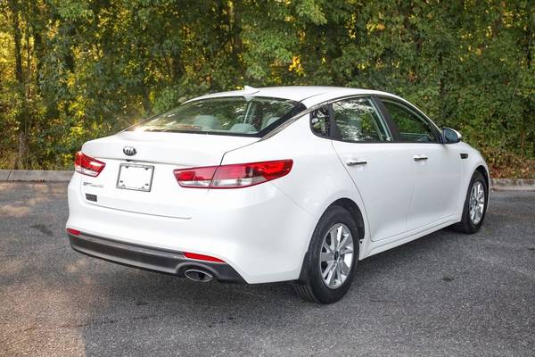 Kia Optima Bluetooth Rear Camera Low Miles Nice Like New We Finance! for sale in Asheville, NC – photo 8