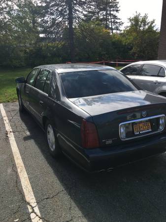 2001 Cadillac Deville. ($2000 or BO) - cars & trucks - by owner -... for sale in Rensselaer, NY – photo 3