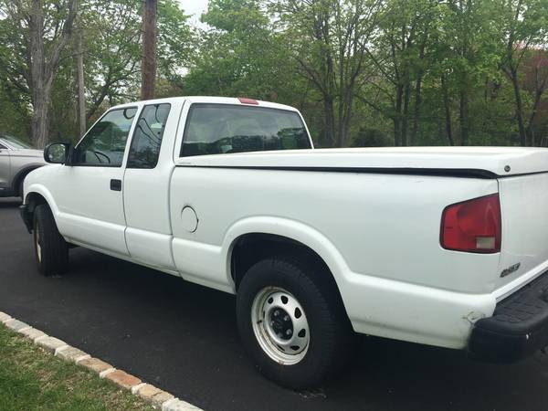 2003 s-10 4 x 4 pick-up for sale in Blue Point, NY – photo 3