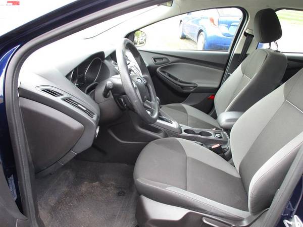 2012 Ford Focus SE Sedan - - by dealer - vehicle for sale in Somersworth , NH – photo 8