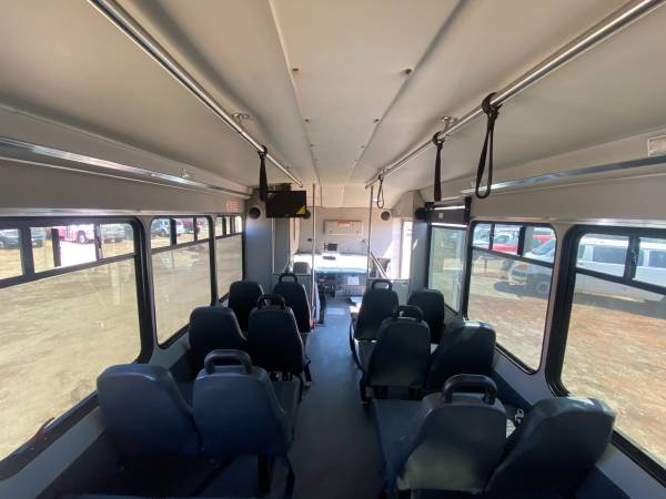 2015 Ford f550 30 passenger bus Propane for sale in Lodi , CA – photo 18