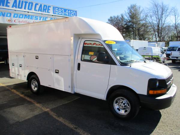 2012 Chevrolet Express Commercial Cutaway 3500, 12 FOOT ENCLOSED for sale in Other, UT – photo 2