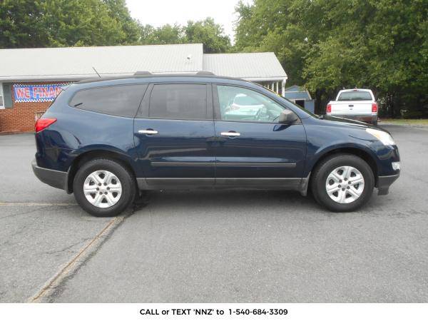 2011 *CHEVROLET TRAVERSE* SUV/Crossover W/ 6 MONTH UNLIMITED MILES... for sale in Fredericksburg, VA – photo 3