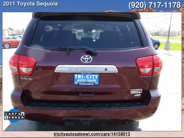 2011 TOYOTA SEQUOIA LIMITED 4X4 4DR SUV (5 7L V8 FFV) Family owned for sale in MENASHA, WI – photo 4