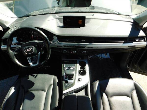 2017 Audi Q7 2.0T quattro Premium Plus / Leather / Pano Sunroof AWD... for sale in Portland, OR – photo 17