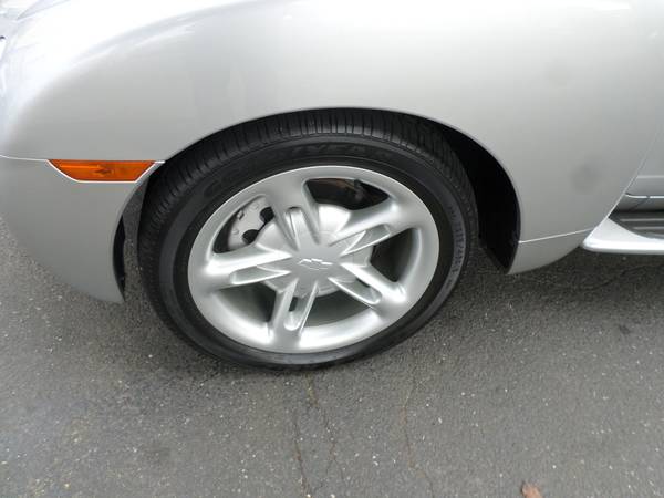 2004 Chevy SSR Only 5,140 Miles** for sale in New Haven, CT – photo 20