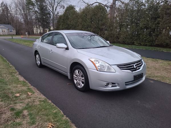 2012 Nissan Altima 2.5S 4cyl Low Miles!! **95K** - cars & trucks -... for sale in North Haven, CT – photo 2