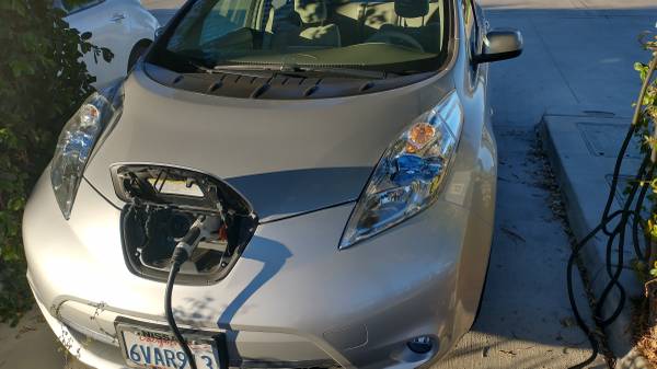 2011 Nissan Leaf SV - cars & trucks - by owner - vehicle automotive... for sale in Palm Desert , CA – photo 5