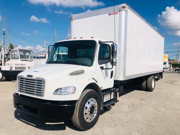 2013 FREIGHTLINER m2 26ft box truck for sale in Medley, FL – photo 2