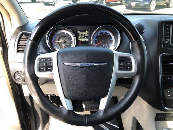 2016 Chrysler Town Country Limited for sale in Monroe, WA – photo 23
