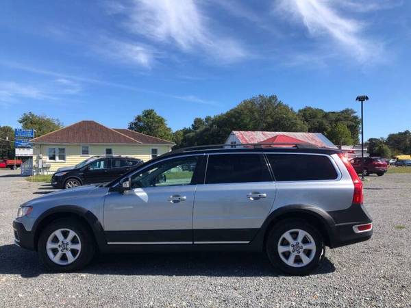*2011 Volvo XC70- I6* Heated Leather, Sunroof, Roof Rack, Books,... for sale in Dagsboro, DE 19939, MD – photo 2