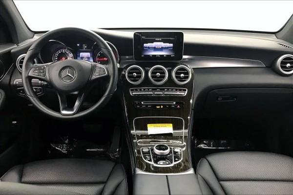 2018 Mercedes-Benz GLC GLC 300 - EASY APPROVAL! - - by for sale in Honolulu, HI – photo 15