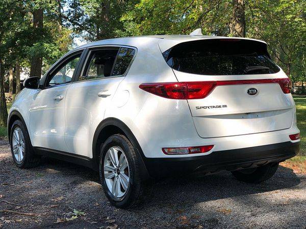 2017 Kia Sportage 4d SUV FWD LX *Guaranteed Approval*Low Down... for sale in Oregon, OH – photo 6