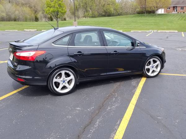 2013 Ford Focus Titanium for sale in Crystal Lake, IL – photo 2