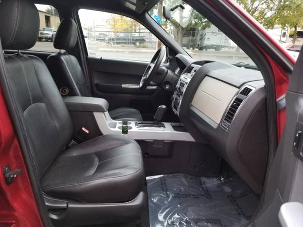2008 Mercury Mariner 4WD 4dr V6 , LEATHER , MOON ROOF , PERFECT FOR... for sale in Sacramento , CA – photo 17