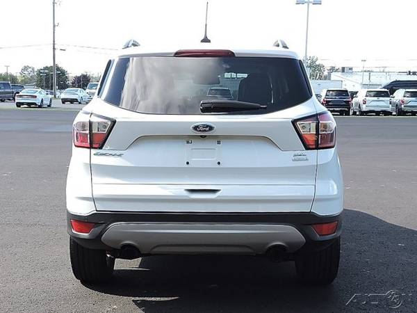 2018 Ford Escape SEL SKU:UT16818AAR Ford Escape SEL - cars & trucks... for sale in Orchard Park, NY – photo 23