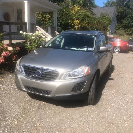 LOW MILEAGE VOLVO ALL WHEEL DRIVE... 2006-2015 - cars & trucks - by... for sale in Hanson, VT – photo 9