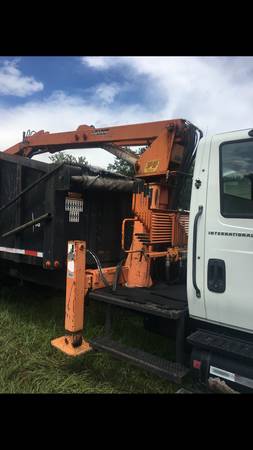 2007 International 4400 Grapple Truck for sale in Tampa, NC – photo 2