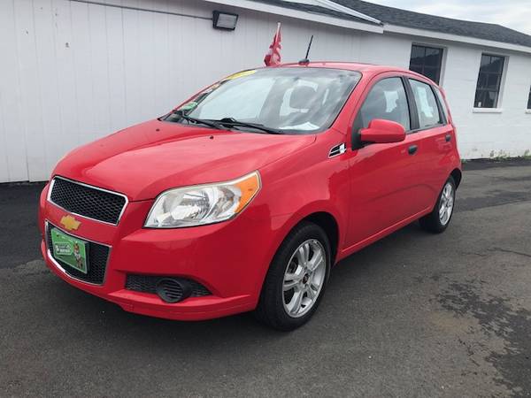 2010 Chevrolet Aveo5 LS 4-Speed Automatic - cars & trucks - by... for sale in Wallingford, CT – photo 4