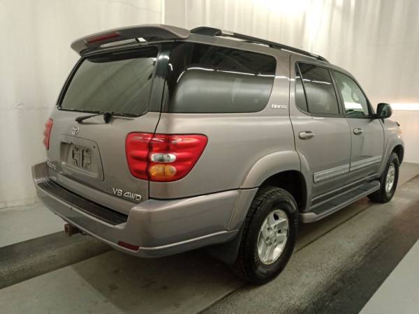 Clean 4x4 2001 Toyota Sequoia limited - - by dealer for sale in Richland, WA – photo 3