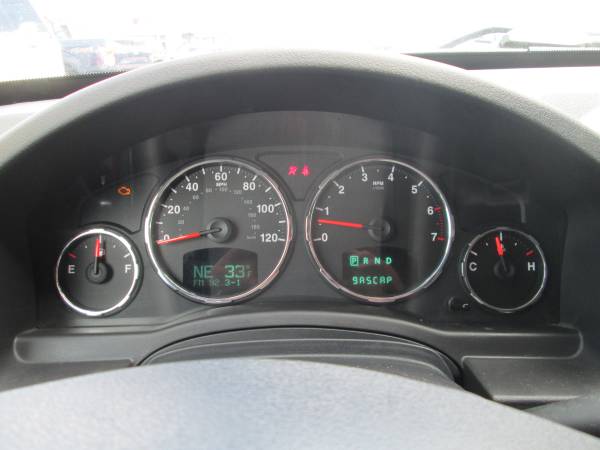 2010 JEEP LIBERTY LIMITED V6 4X4 ONLY 120025 MILES VERY NICE - cars for sale in East Providence, RI – photo 19