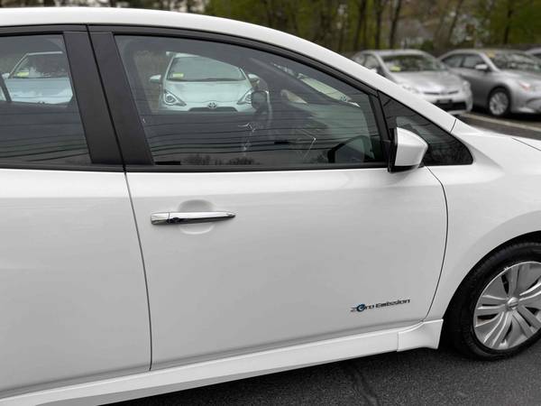 2018 Nissan LEAF S ALL ELECTRIC 151 MILES DC FAST CHARGING 16000 for sale in Walpole, MA – photo 11
