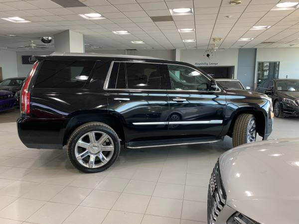 2020 Cadillac Escalade Luxury - - by dealer - vehicle for sale in Springfield, IL – photo 8