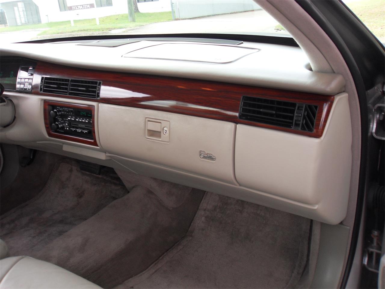 1995 Cadillac Sedan DeVille for sale in Houston, TX – photo 24