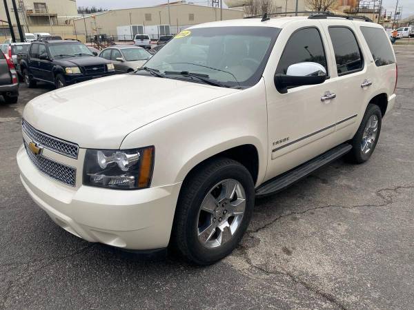 2012 Chevrolet Chevy Tahoe LTZ 4x2 4dr SUV FREE CARFAX ON EVERY for sale in Sapulpa, OK – photo 3
