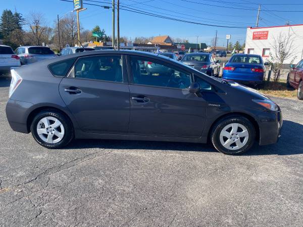 2010 TOYOTA PRIUS IV - cars & trucks - by dealer - vehicle... for sale in Indianapolis, IN – photo 2