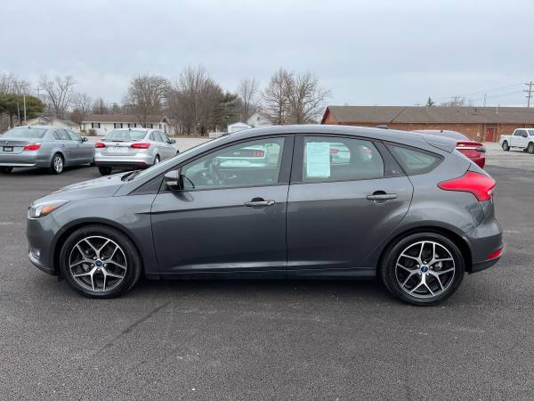 2017 FORD FOCUS SEL (343559) - - by dealer - vehicle for sale in Newton, IL