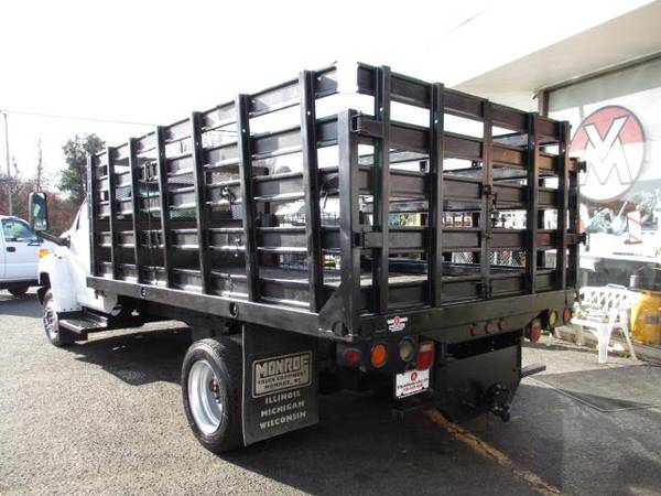 2004 GMC TC5500 C5500, 14 FOOT RACK BODY, SIDE LLIFT GATE - cars & for sale in Other, UT – photo 4