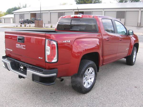 2016 GMC Canyon SLE Crew Cab 4x4 Loaded Very Sharp for sale in Holmen, WI – photo 7