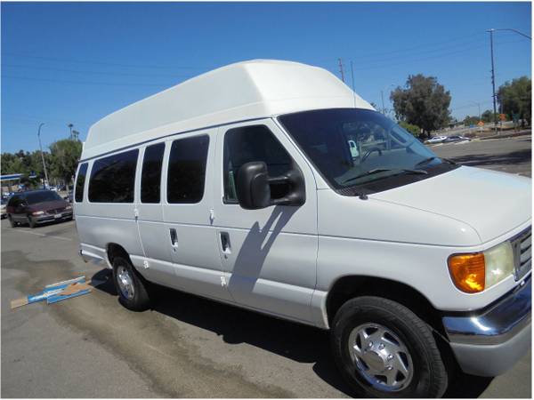 2006 Used Ford E350 Wheelchair van - cars & trucks - by dealer -... for sale in Rosemead, CA – photo 4