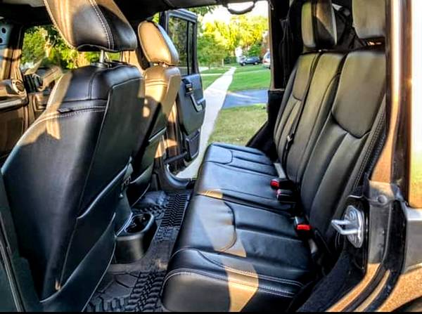 2017 Jeep Wrangler Unlimited Rubicon 4×4 (Only 14k Miles) - cars &... for sale in Loves Park, IL – photo 7