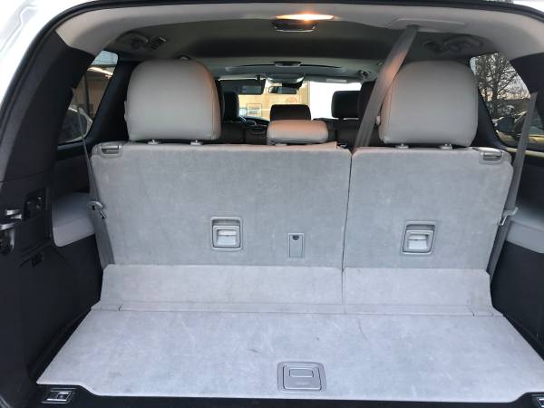 2019 Toyota Sequoia SR5 4WD 5 7L V8 - Navi, leather, Loaded, Clean for sale in Kirkland, WA – photo 14
