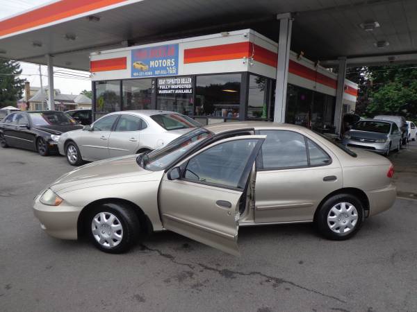 2004 CHEVROLET CAVALIER,GAS SAVER,AFFORDABLE 4 DOOR, EASY TO HANDLE... for sale in Allentown, PA – photo 2