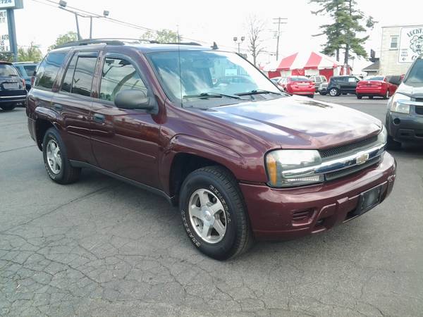 2006 Chevy Trailblazer LS 4x4 - Low Miles! - - by for sale in Bausman, PA – photo 3