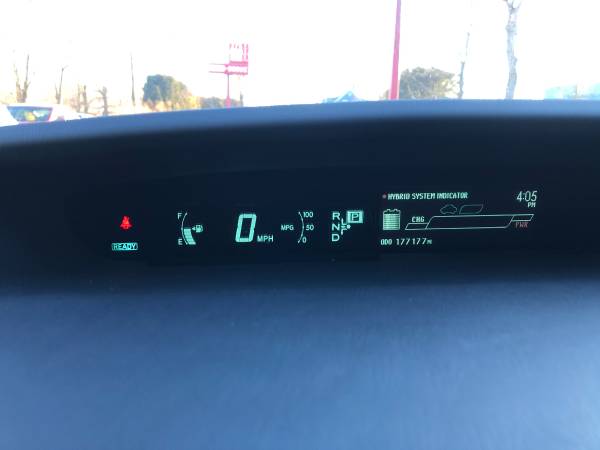 2013 Toyota Prius Five RARE Head-up display LKA - cars & for sale in Bethany, MA – photo 11