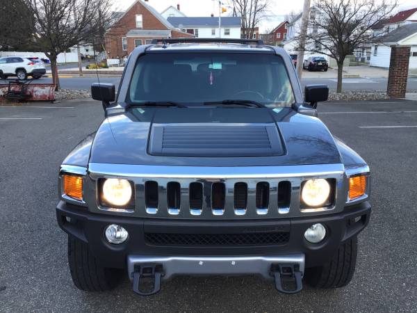 HUMMER H3 - EXCELLENT - cars & trucks - by owner - vehicle... for sale in South River, NY – photo 3