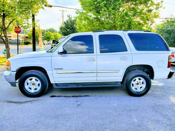 2004 GMC YUKON 4X4 *RUNS GREAT* ⭐ +FREE 6 MONTH WARRANTY - cars &... for sale in Front Royal, VA – photo 2