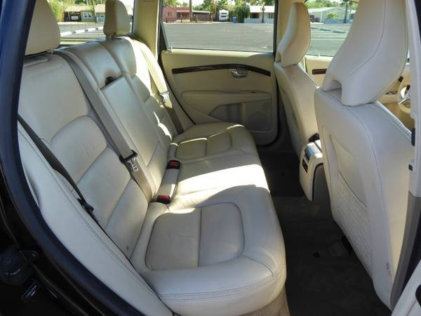 2013 VOLVO XC70 4DR WGN 3.2L with AM/FM stereo w/CD/MP3/WMA player... for sale in Phoenix, AZ – photo 22