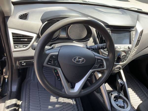 2015 Hyundai Veloster Hatchback - - by dealer for sale in Cleveland, TN – photo 15