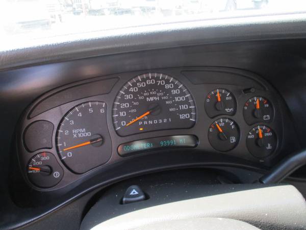 2006 GMC Sierra 2500HD REG CAB 4X4 FLAT DECK 86 BODY for sale in south amboy, MA – photo 12